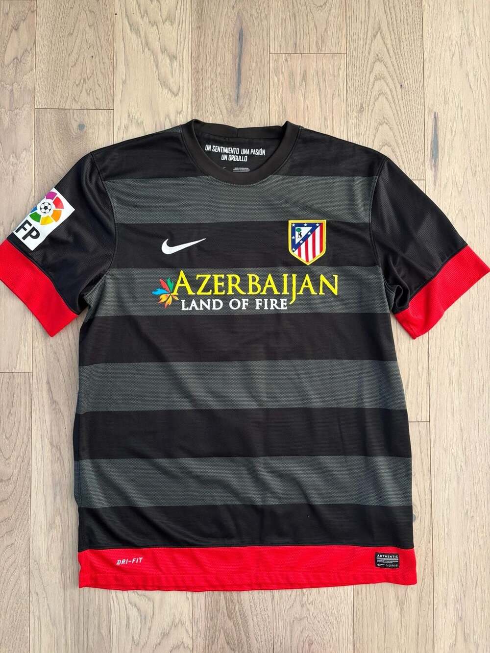Atletico Madrid 2012-13 Away Jersey #9 Falcao